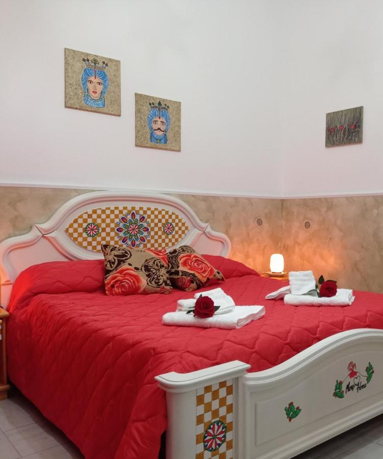 Mary Home - Casa Vacanza Taormina Exteriör bild